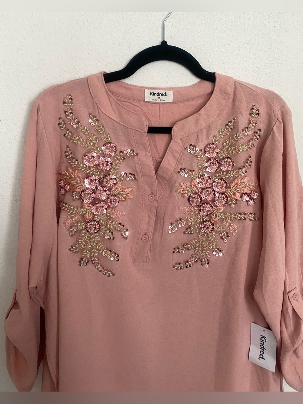 Kindred Women’s 3X Blush Pink Sequin Floral Embellished Tunic Top NWT